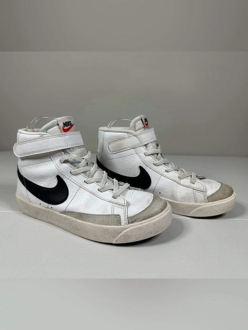 Nike Blazer Mid ‘77 Leather Sneakers
